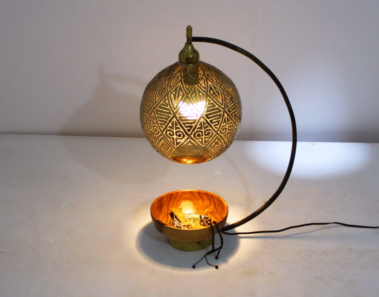 African lamp with wooden plate